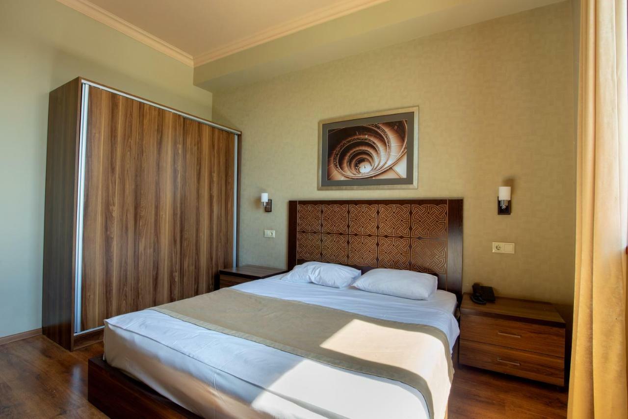 Kantar Hotel Erévan Extérieur photo
