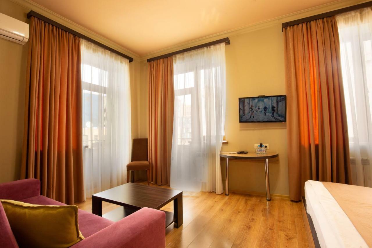 Kantar Hotel Erévan Extérieur photo