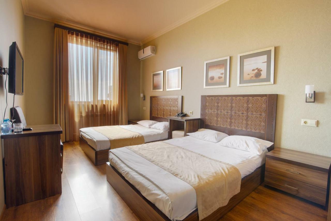 Kantar Hotel Erévan Extérieur photo